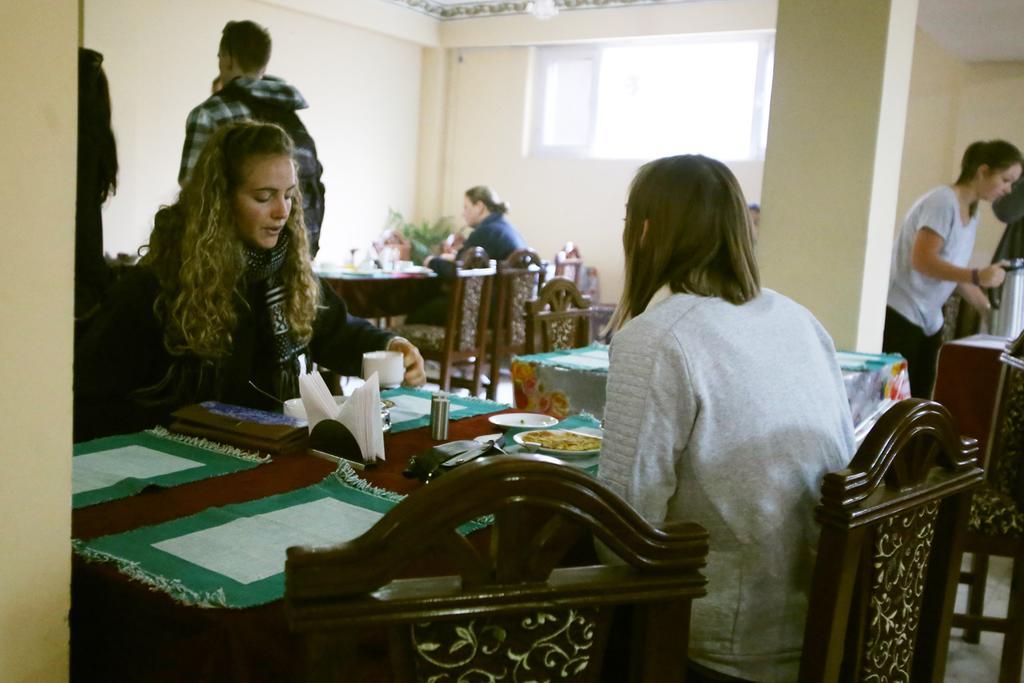 Hotel Pilgrims Катманду Екстериор снимка