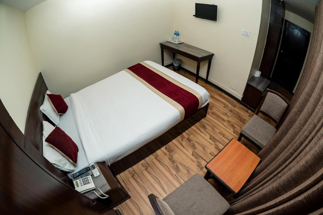 Hotel Pilgrims Катманду Екстериор снимка